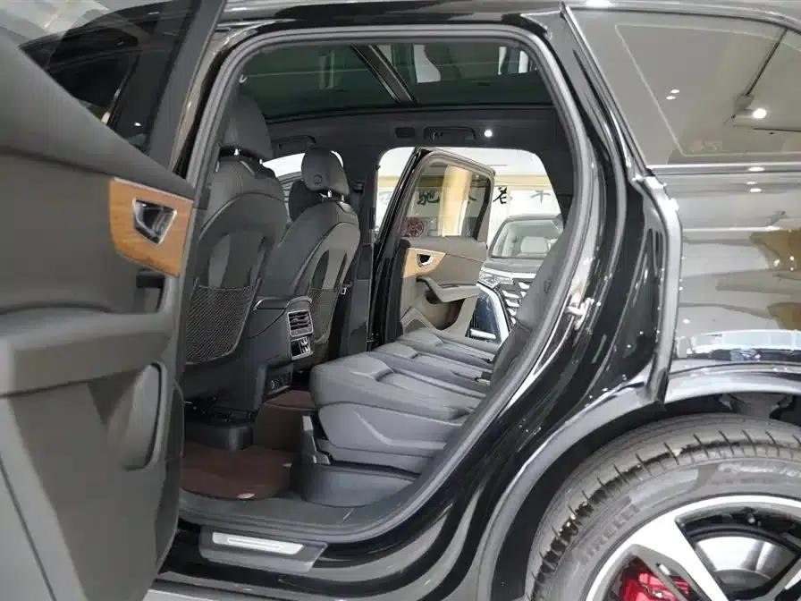 Audi Q7 2022 55 TFSI quattro S line Snow Sport Edition — миниатюра 6