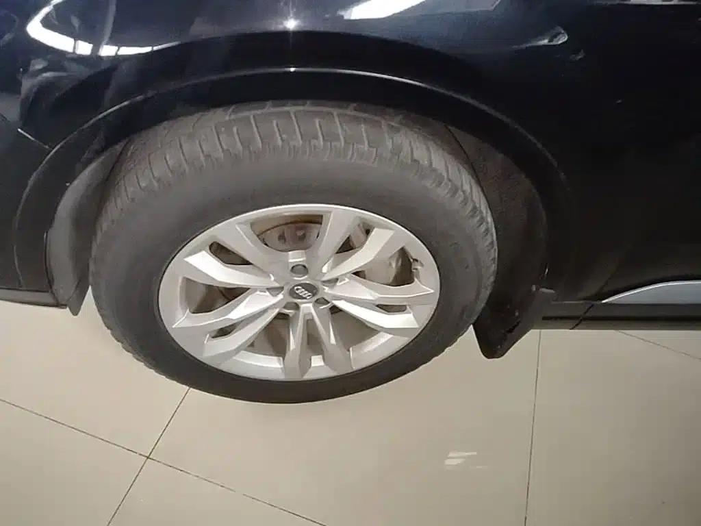 Audi Q7 2018 45 TFSI Technology Edition — миниатюра 23