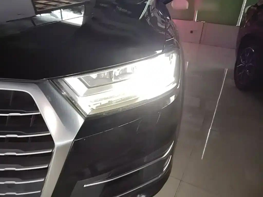 Audi Q7 2018 45 TFSI Technology Edition — миниатюра 24