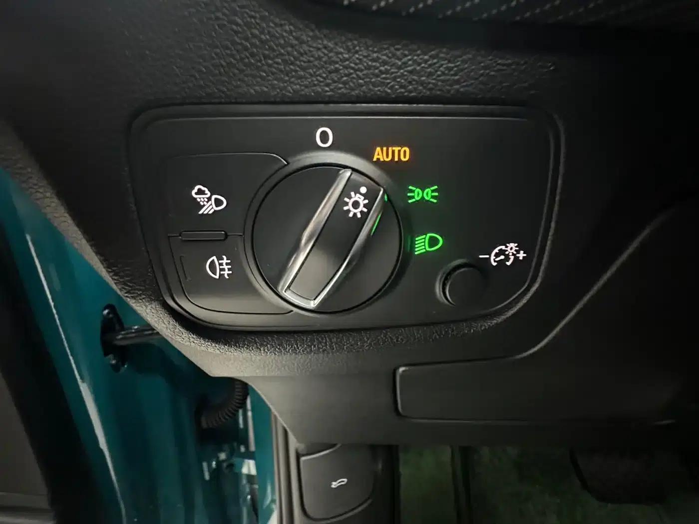 Audi Q2L 2022 35 TFSI Progressive Elegance — миниатюра 18