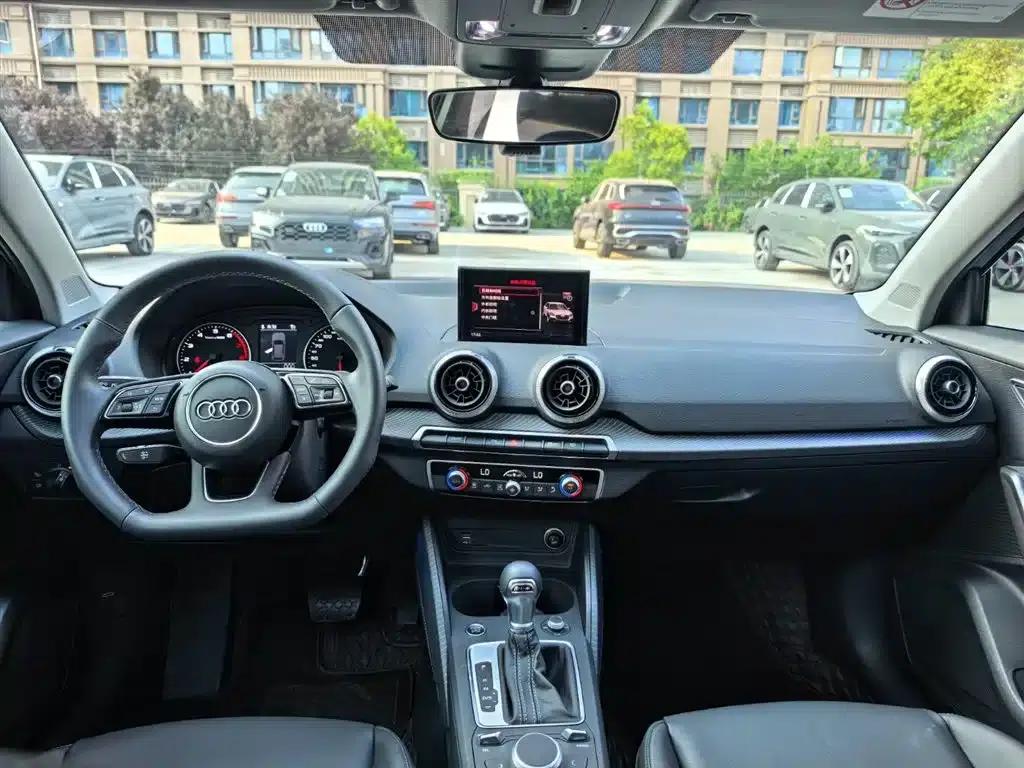Audi Q2L 2022 35 TFSI Fashion Dynamic Edition — миниатюра 13