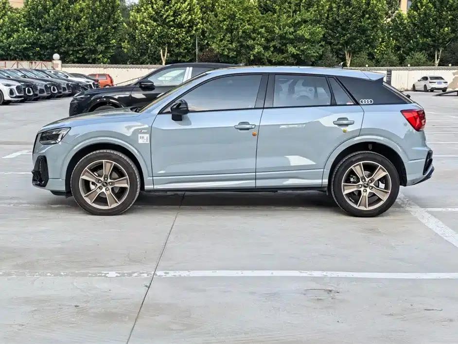 Audi Q2L 2022 35 TFSI Fashion Dynamic Edition — миниатюра 3