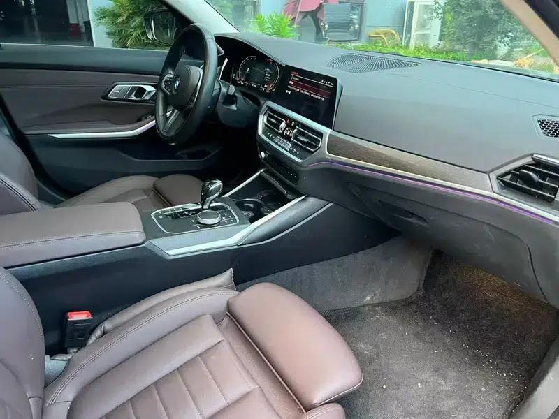 2020 BMW 3 Series 325i M Sport Package — миниатюра 7