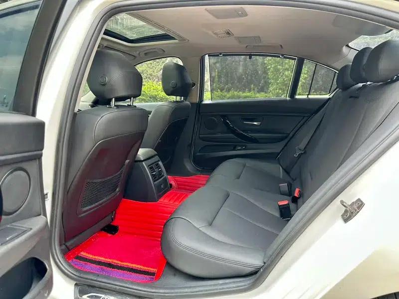 2017 BMW 3 Series 320Li Fashion Edition — миниатюра 9