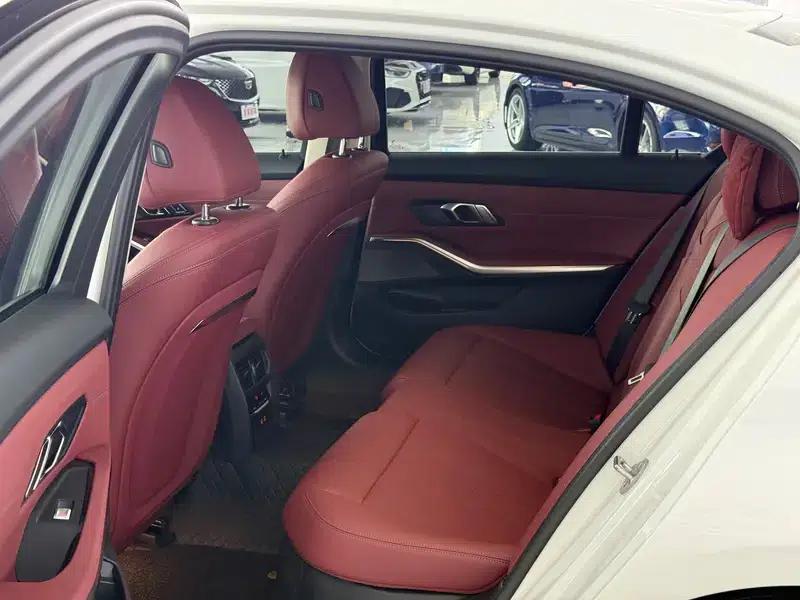2025 BMW 3 Series 325Li M Sport Package — миниатюра 16