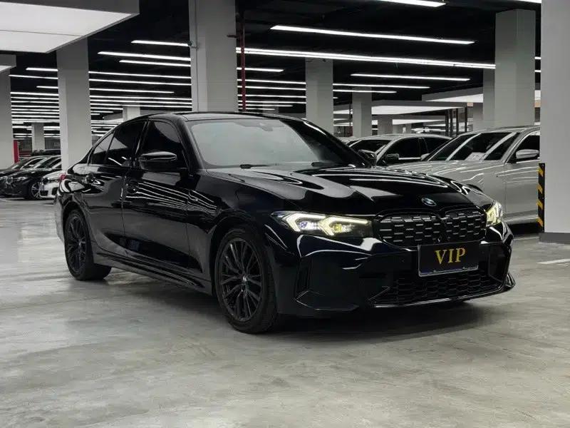 2023 BMW 3 Series 325i M Sport Shadow Edition — миниатюра 3
