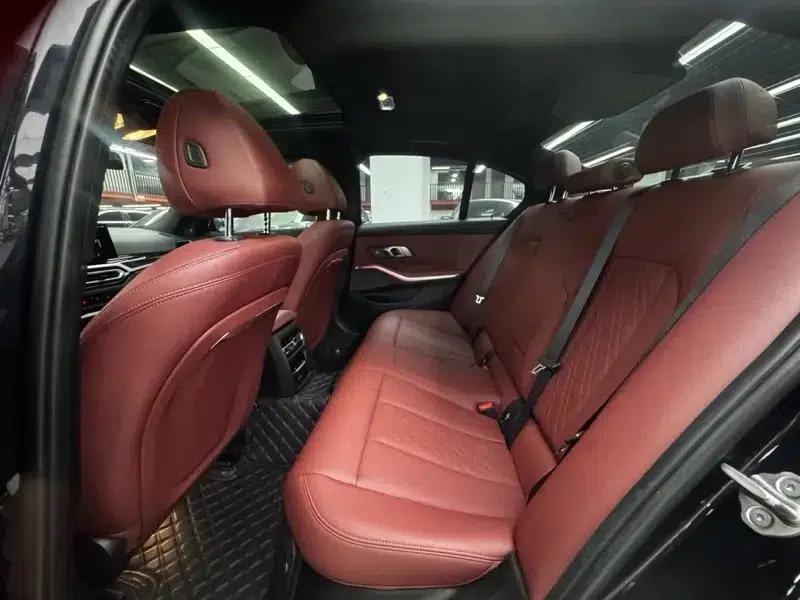 2023 BMW 3 Series 325i M Sport Shadow Edition — миниатюра 9