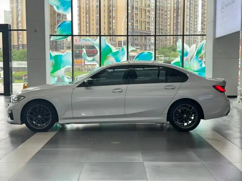 2021 BMW 3 Series 325Li M Sport Shadow Edition — миниатюра 4