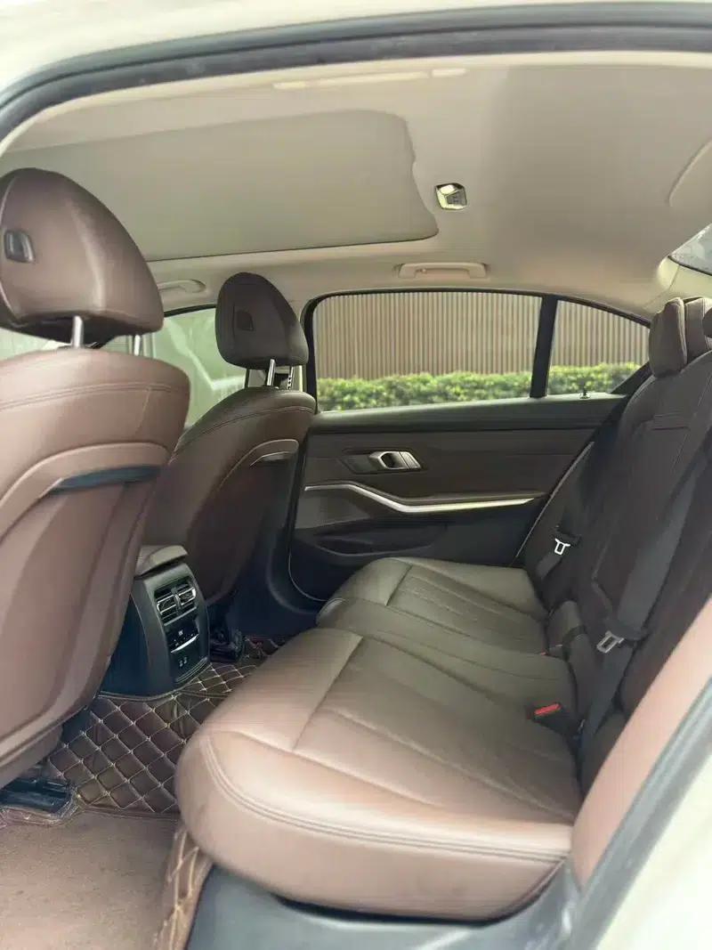 2023 BMW 3 Series 320Li M Sport Package — миниатюра 11