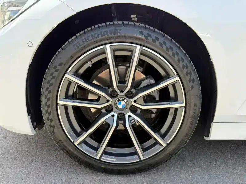 2021 BMW 3 Series 325i M Sport Package — миниатюра 8