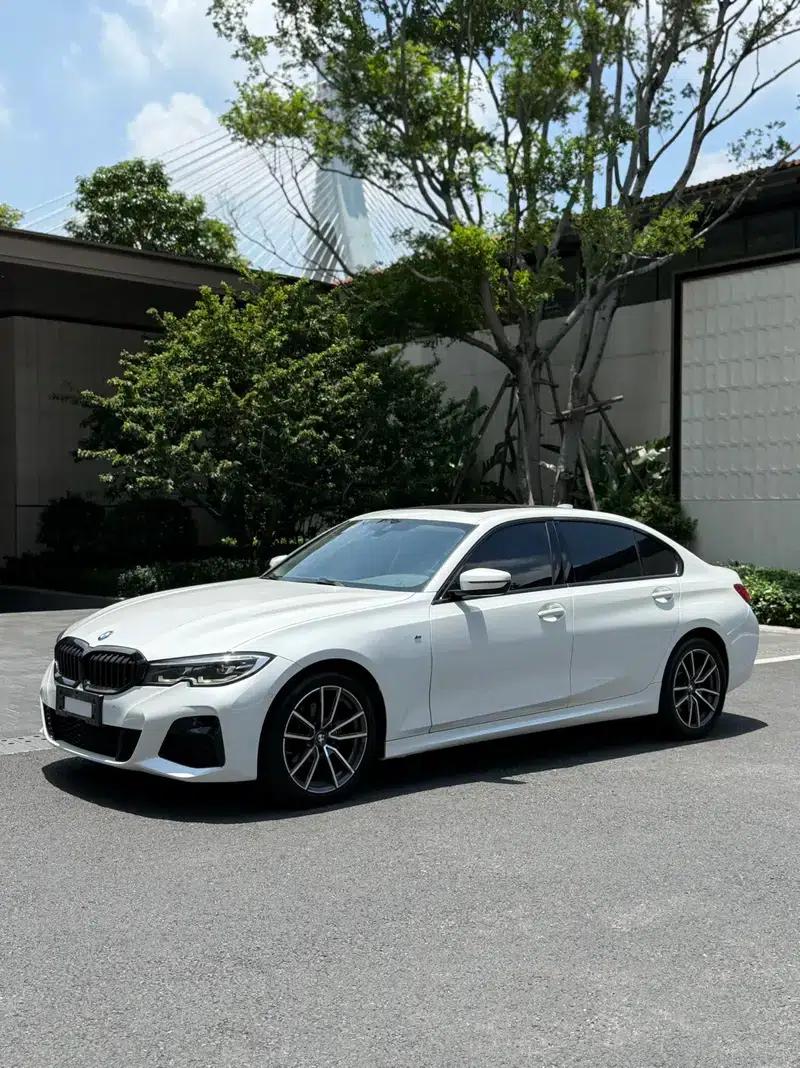 2020 BMW 3 Series 325Li M Sport Package — миниатюра 1