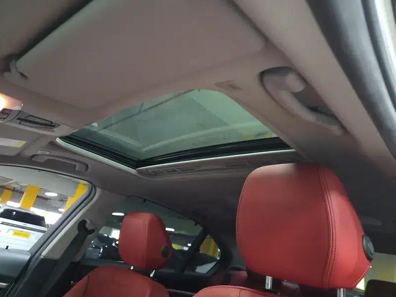 2018 BMW 3 Series 330Li M Sport Shadow Edition — миниатюра 18