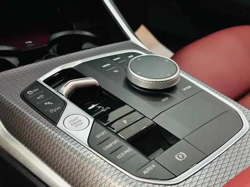 2025 BMW 3 Series 330Li M Sport Shadow Edition — миниатюра 12