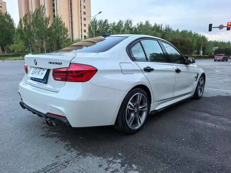 2017 BMW 3 Series 320i M Sport — миниатюра 6