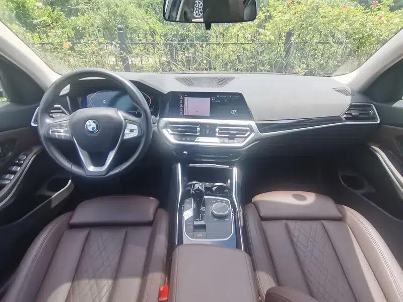 2022 BMW 3 Series 320i Sport Package — миниатюра 13