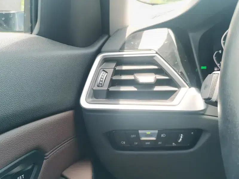 2022 BMW 3 Series 320i Sport Package — миниатюра 18