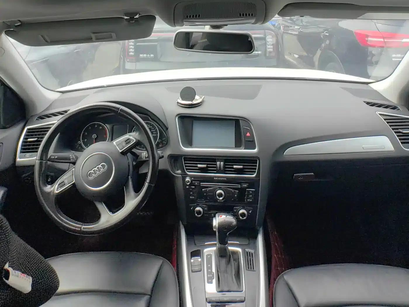 Audi Q5 2015 40 TFSI Technology Edition — миниатюра 4