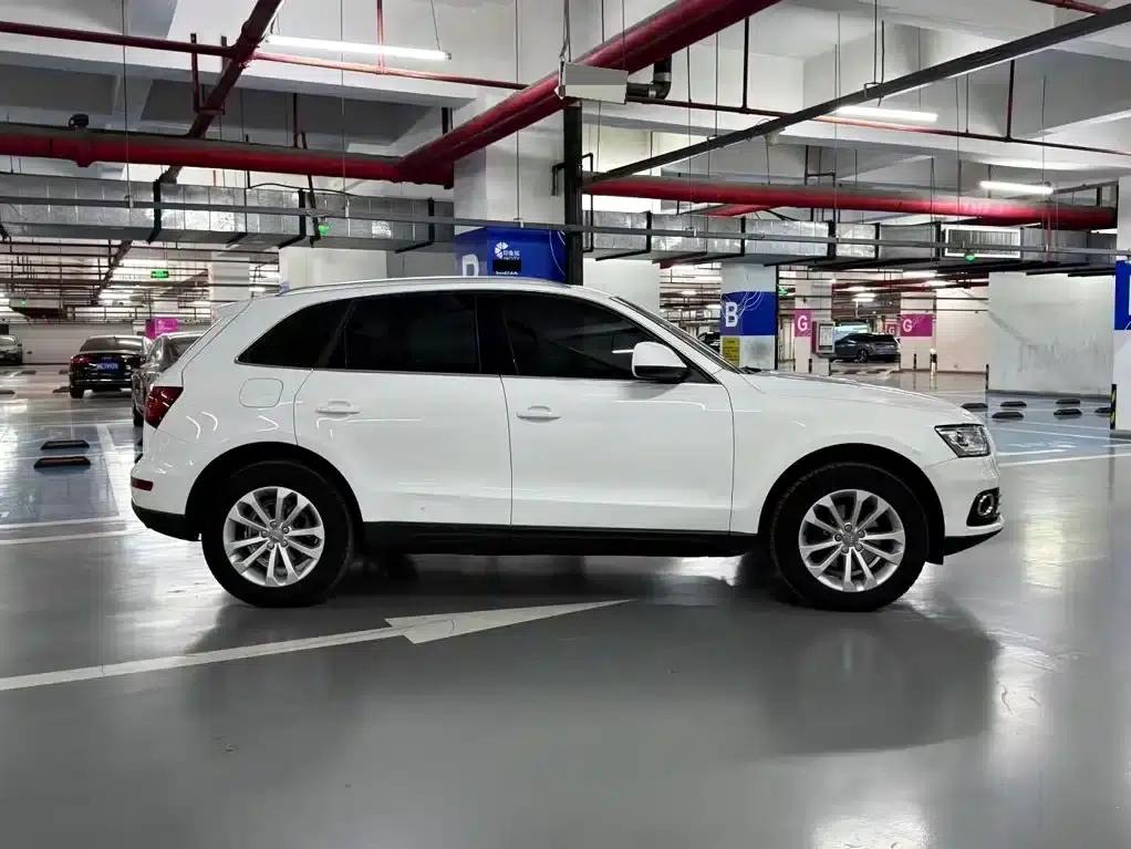 Audi Q5 2015 40 TFSI Technology Edition — миниатюра 2