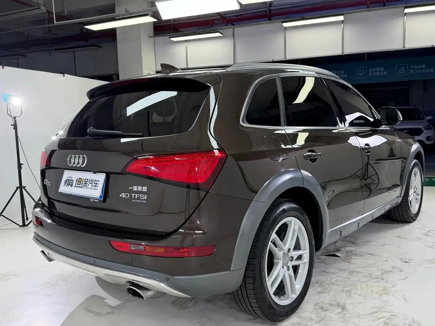 Audi Q5 2018 Classic Edition 40 TFSI Technology — миниатюра 29