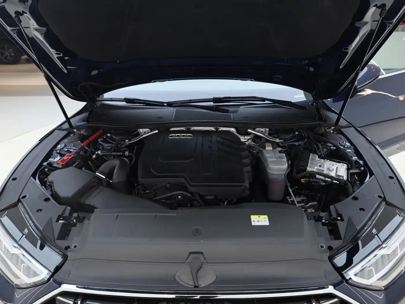 Audi A7L 2024 45TFSI S-line Dream Edition Crystal Package — миниатюра 22