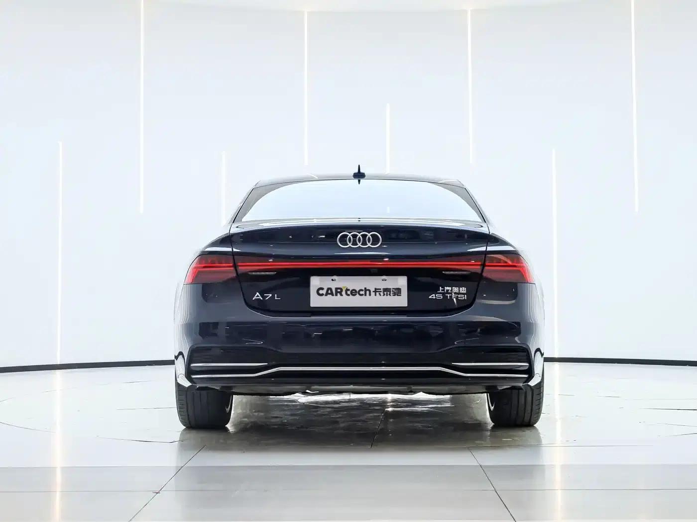 Audi A7L 2024 45TFSI S-line Dream Edition Crystal Package — миниатюра 7