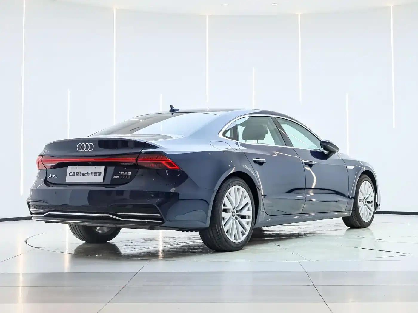 Audi A7L 2024 45TFSI S-line Dream Edition Crystal Package — миниатюра 8