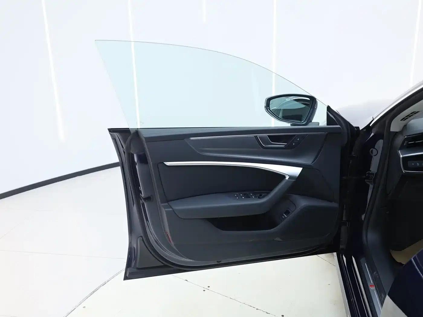 Audi A7L 2024 45TFSI S-line Dream Edition Crystal Package — миниатюра 10