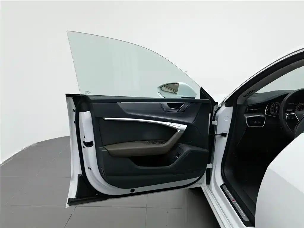 Audi A7L 2024 45TFSI quattro S-line (High-end) Crystal Package — миниатюра 14