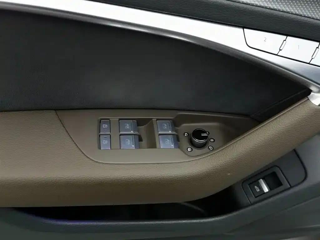 Audi A7L 2024 45TFSI quattro S-line (High-end) Crystal Package — миниатюра 7