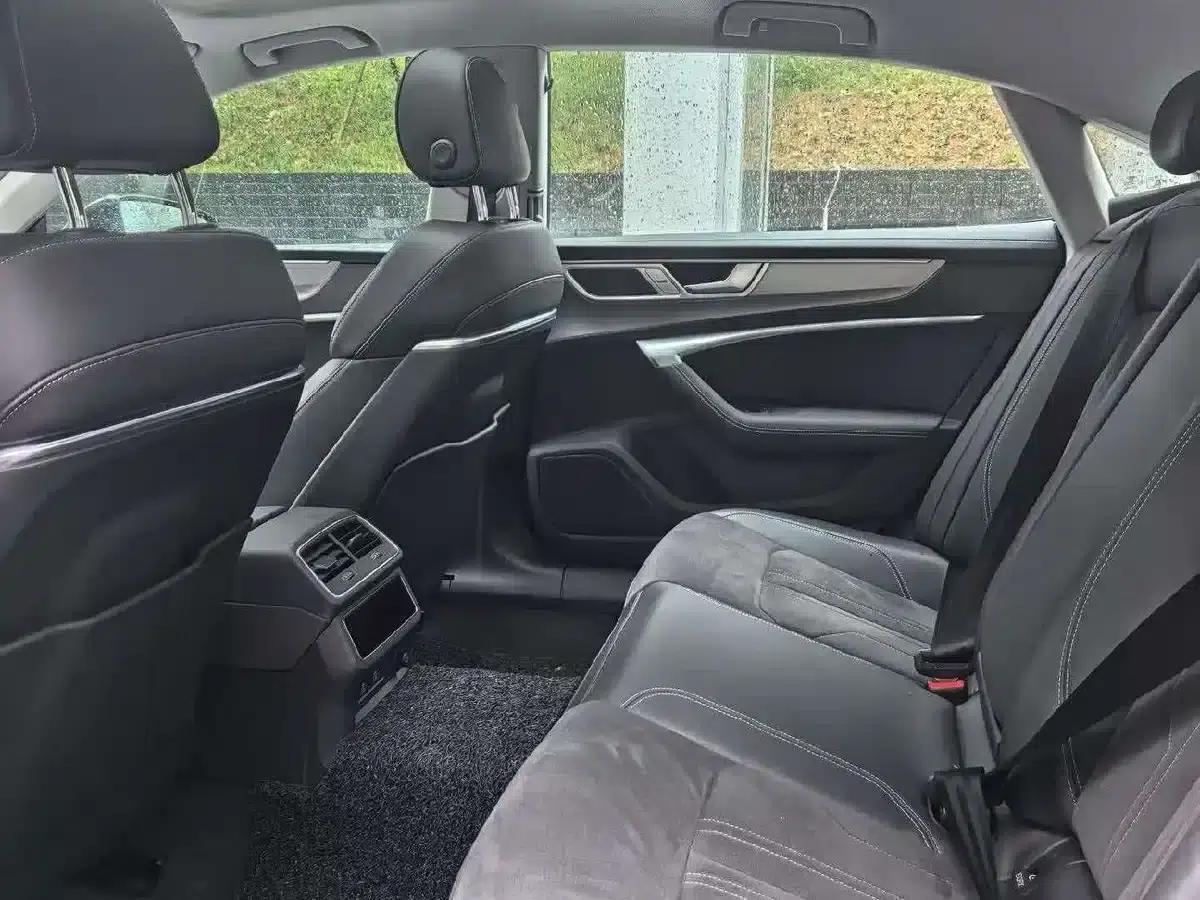 Audi A7L 2024 45TFSI S-line Dream Edition Crystal Package — миниатюра 5
