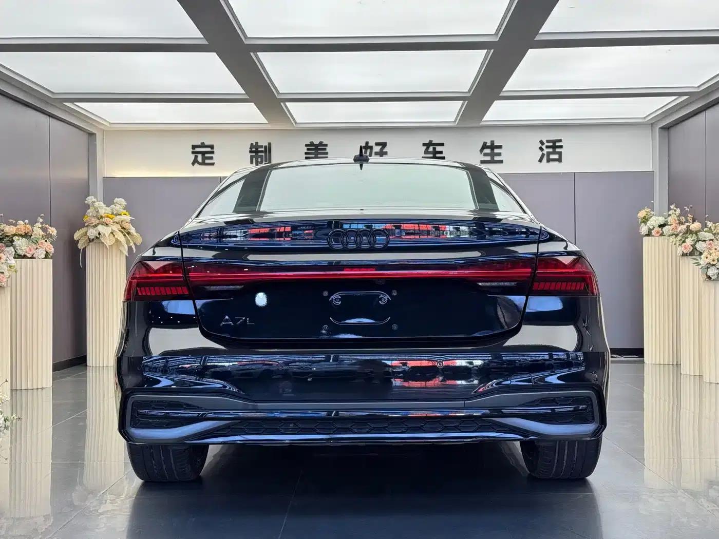 Audi A7L 2024 45 TFSI quattro S-line Black Knight Edition — миниатюра 13
