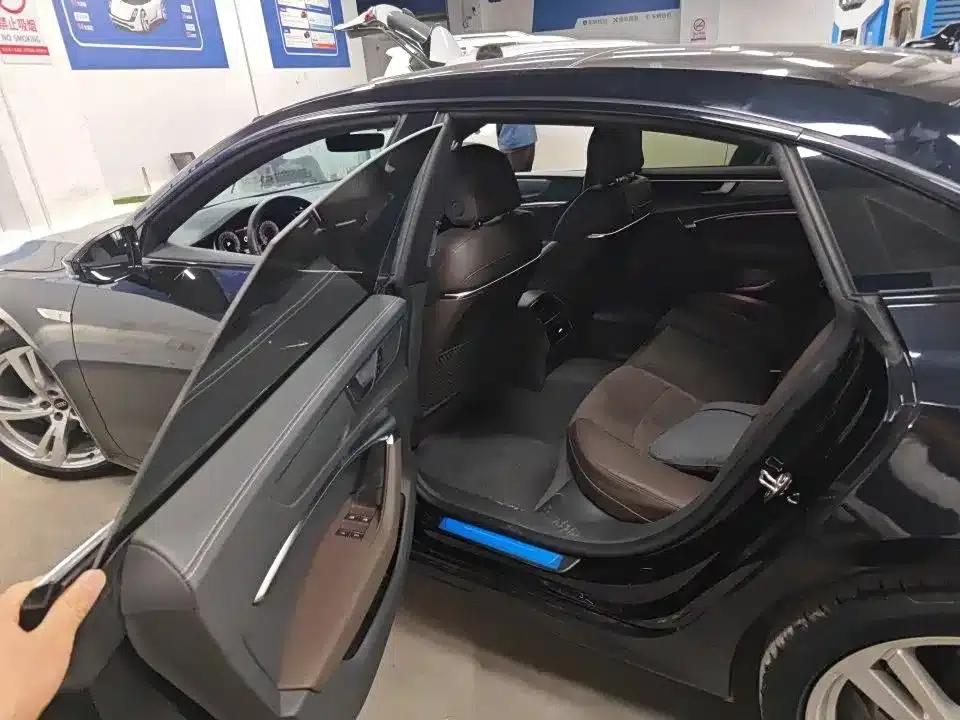 Audi A7L 2022 45 TFSI quattro S-line Wind Knight — миниатюра 3