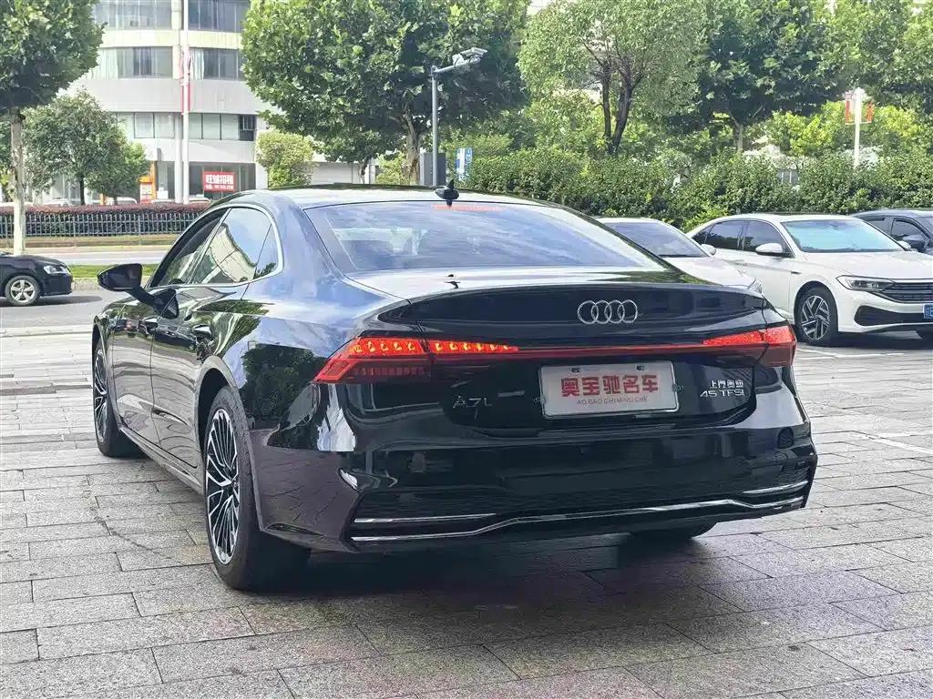 Audi A7L 2024 45 TFSI Luxury — миниатюра 9