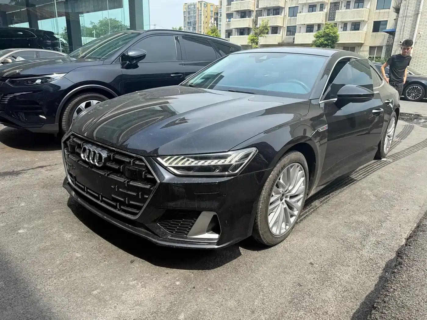 Audi A7L 2024 45TFSI S-line Dream Edition Crystal Package — миниатюра 1