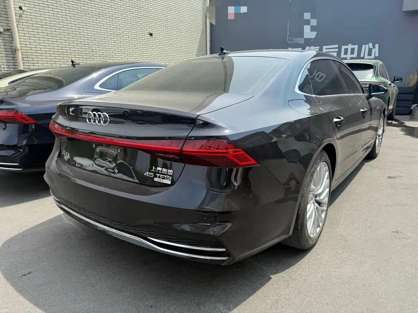 Audi A7L 2024 45TFSI S-line Dream Edition Crystal Package — миниатюра 8