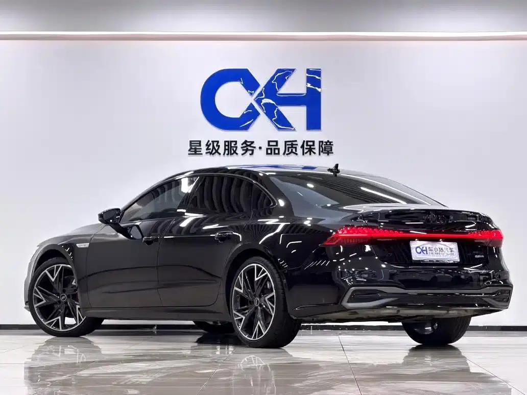 Audi A7L 2024 45 TFSI quattro S-line Black Knight Edition — миниатюра 17