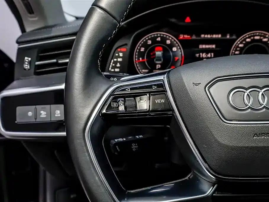 Audi A7L 2024 45TFSI S-line Dream Edition Crystal Package — миниатюра 15