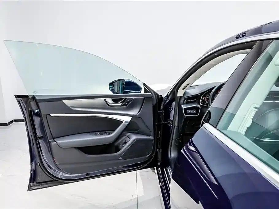 Audi A7L 2024 45TFSI S-line Dream Edition Crystal Package — миниатюра 8