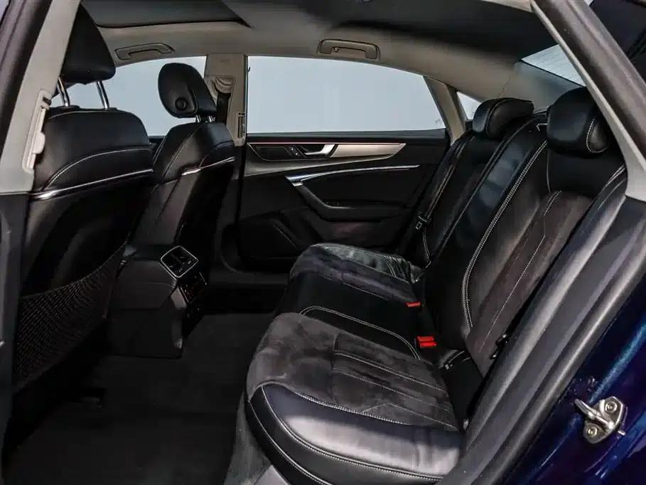 Audi A7L 2024 45TFSI S-line Dream Edition Crystal Package — миниатюра 10