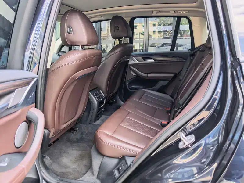 BMW X3 2022 xDrive30i Leading Edition M Sport Package — миниатюра 9