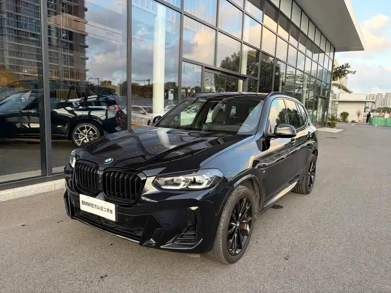 BMW X3 2023 xDrive30i Luxury M Sport Package — миниатюра 1