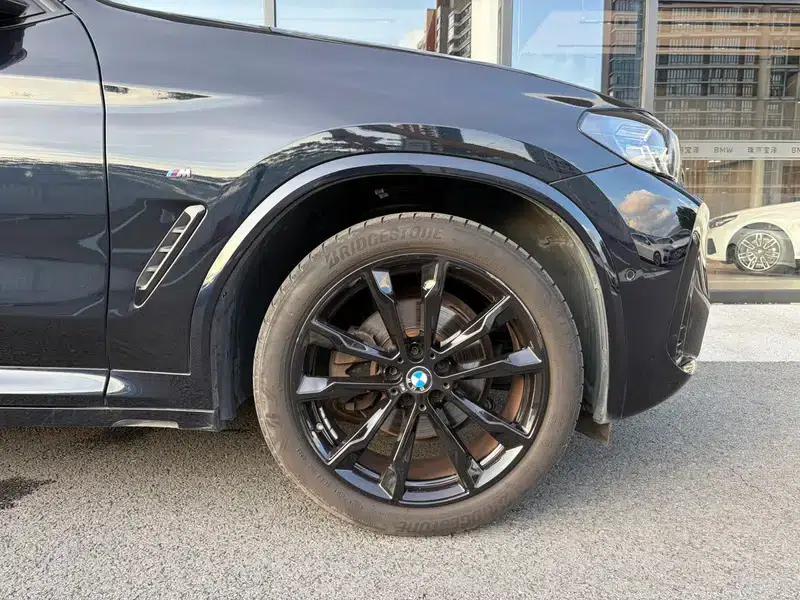 BMW X3 2023 xDrive30i Luxury M Sport Package — миниатюра 7