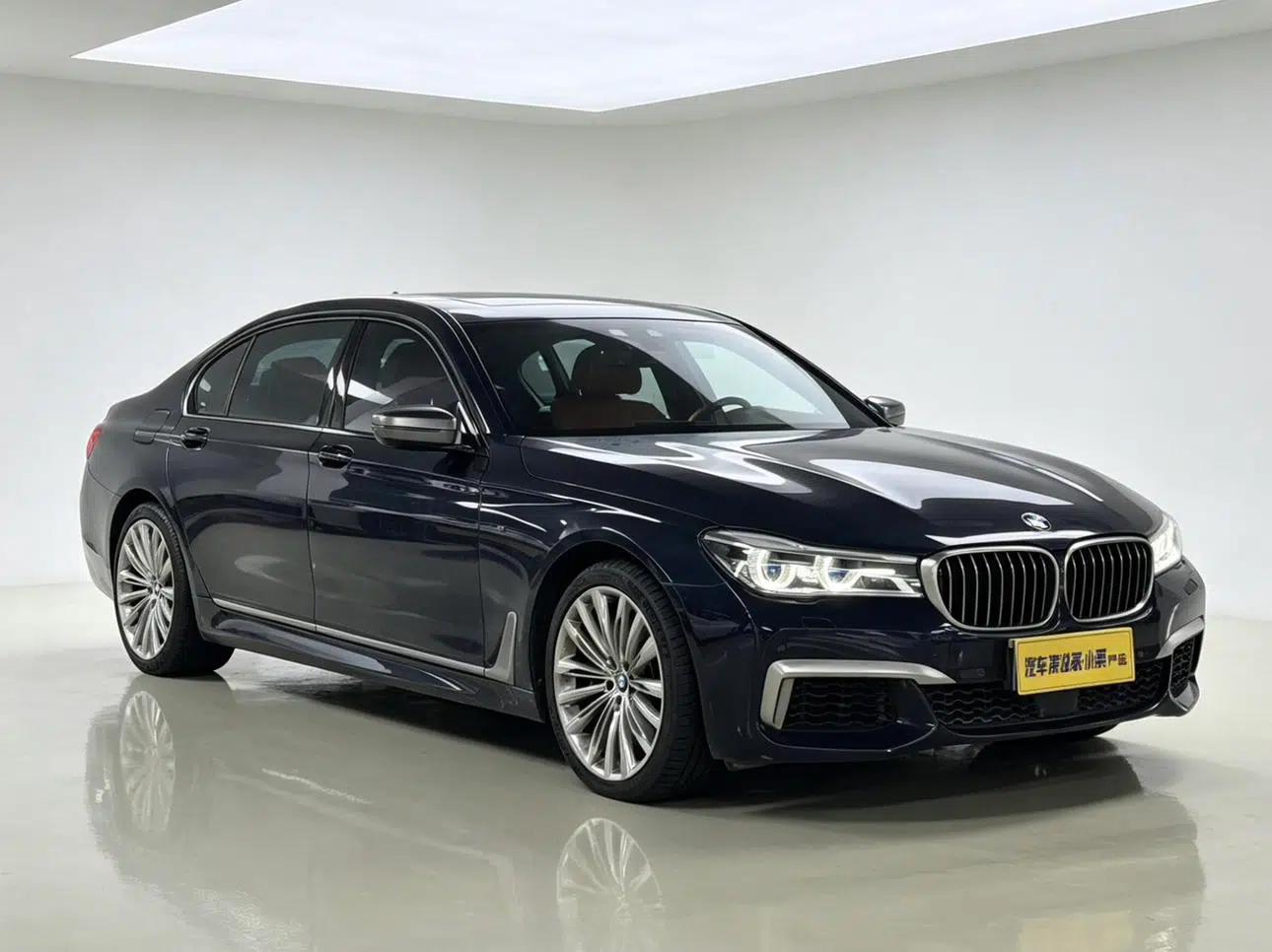 2017 BMW 7 Series M760Li xDrive — миниатюра 2