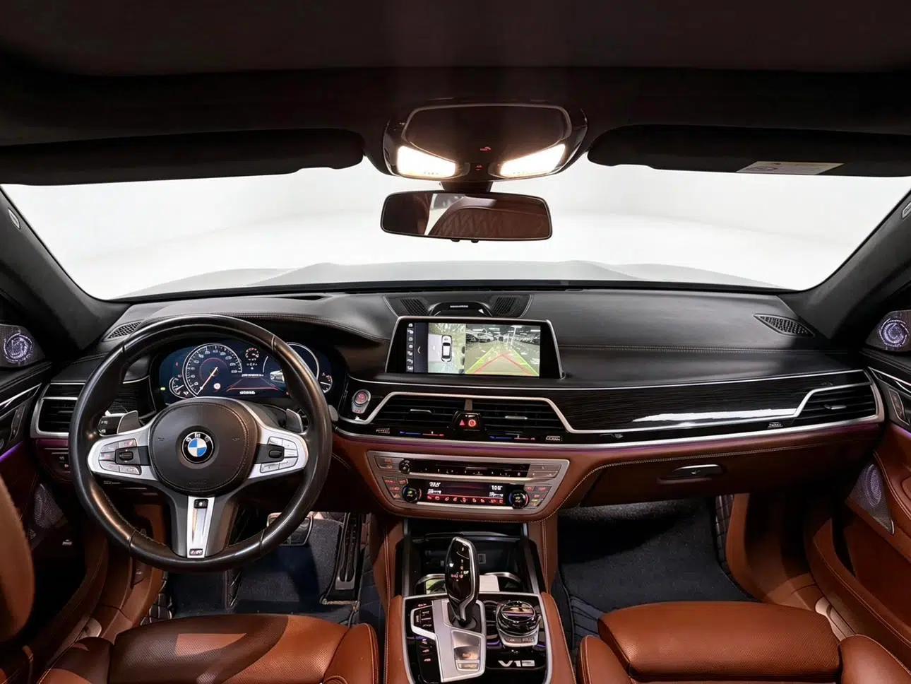 2017 BMW 7 Series M760Li xDrive — миниатюра 8