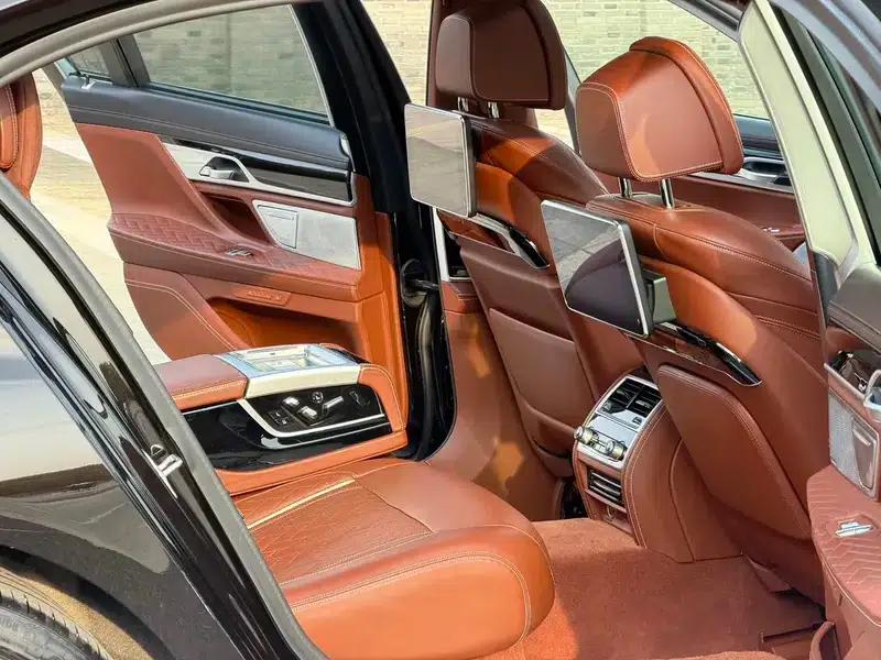 2019 BMW 7 Series Facelift 740Li xDrive Executive Luxury Package — миниатюра 12