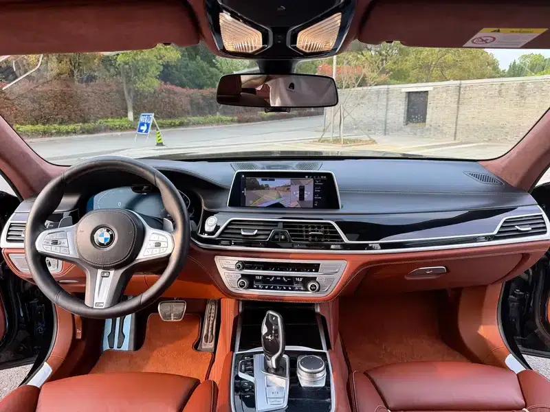 2019 BMW 7 Series Facelift 740Li xDrive Executive Luxury Package — миниатюра 8