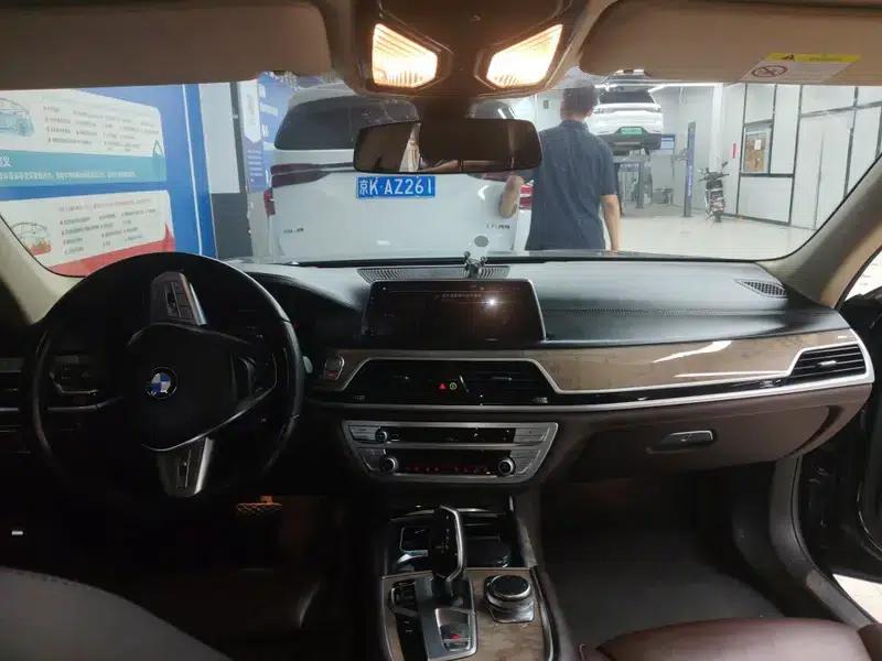 2019 BMW 7 Series Facelift 740Li Leading Luxury Package — миниатюра 6
