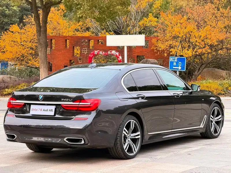 2016 BMW 7 Series 740Li Leading Edition — миниатюра 6
