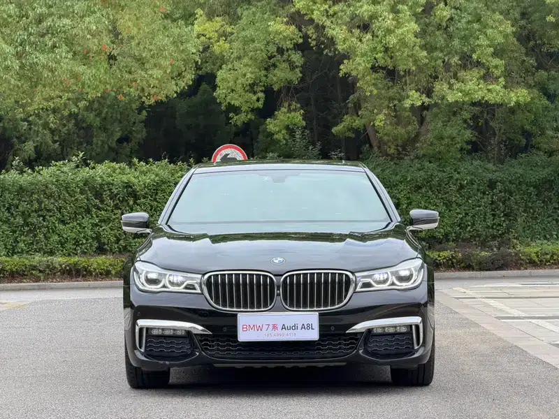 2018 BMW 7 Series 730Li Luxury M Sport Package — миниатюра 2