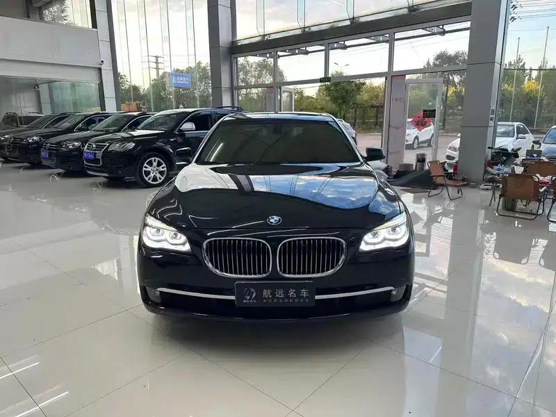 2013 BMW 7 Series 740Li Leading Edition — миниатюра 2